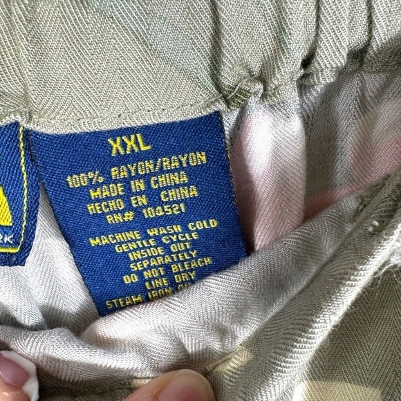 Island Traders Drawstring Waist Cropped Beach Pants, Postcard Print, Size XXL - Picture 6 of 12